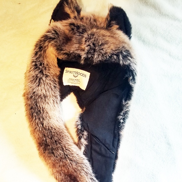 SpiritHoods - Grey Wolf Hat - Picture 2 of 4